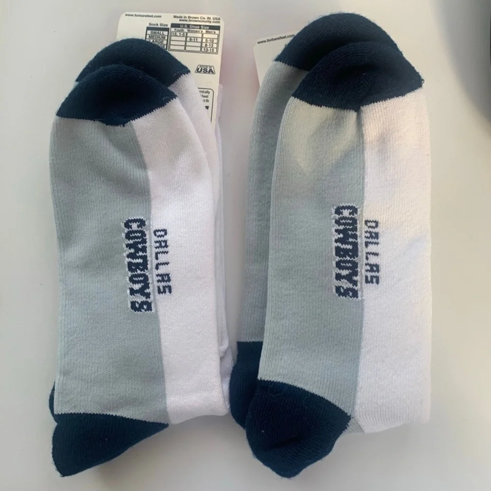 2 Pairs VINTAGE Dallas Cowboys Football NFL TUBE SOCKS FITS 10-13 USA NEW! - Picture 2 of 5